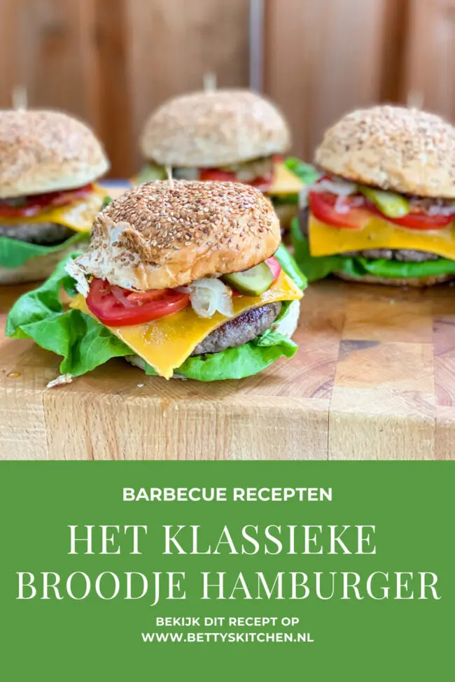 Het broodje hamburger maken | Recept Betty's Kitchen