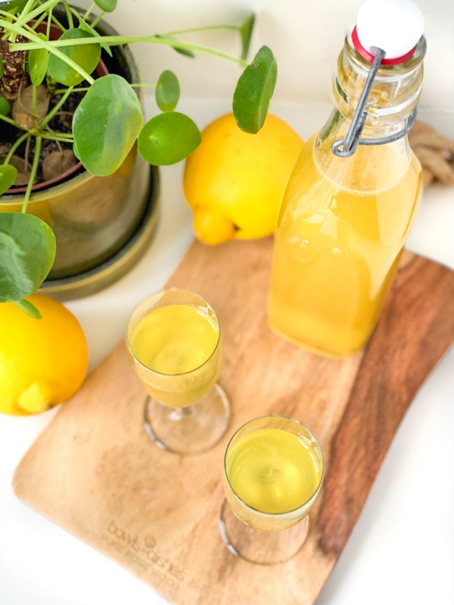 Zelf Limoncello (met vodka) maken Recept Betty's Kitchen