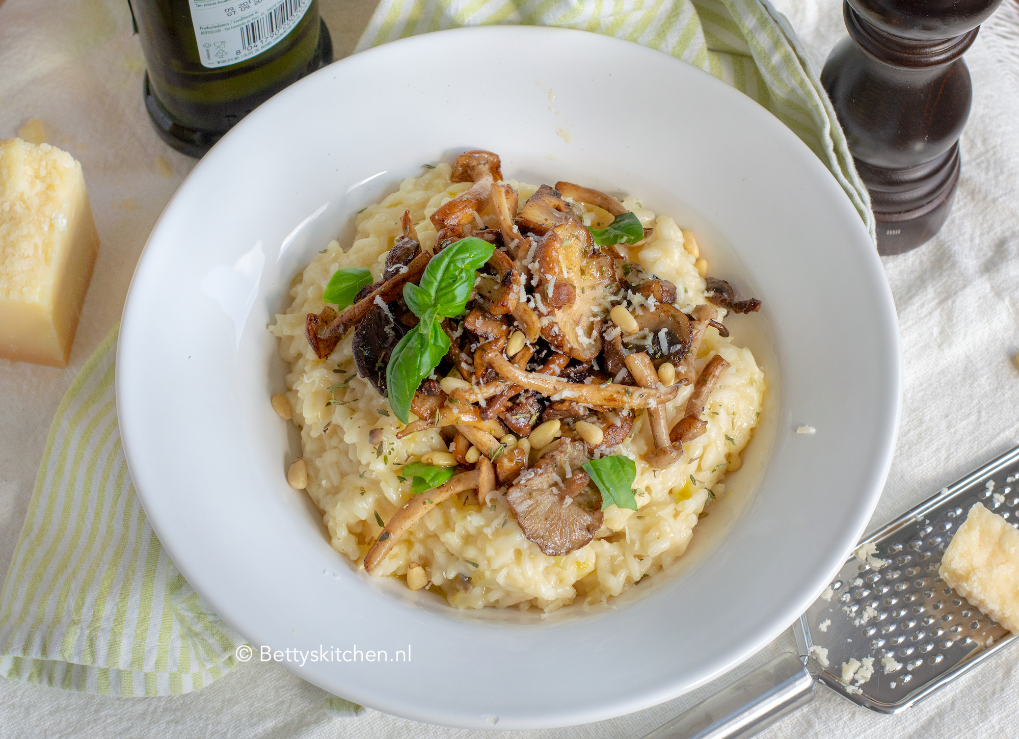 Basisrecept Risotto maken (video) how to en kookvideo met tips Betty's Kitchen