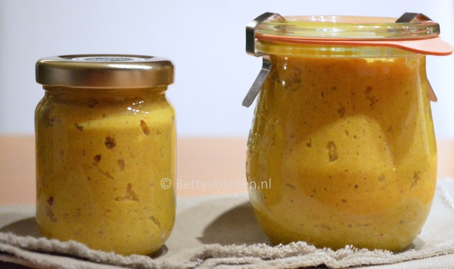 zelf pittige mosterd maken © bettyskitchen.nl