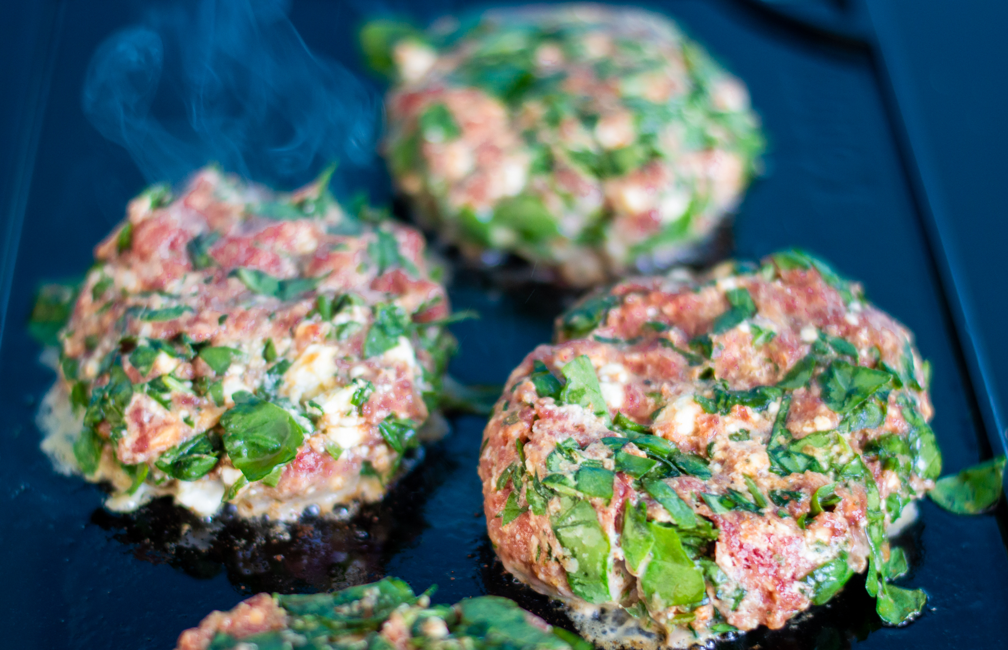 Hamburger met feta en spinazie Recept Betty's Kitchen