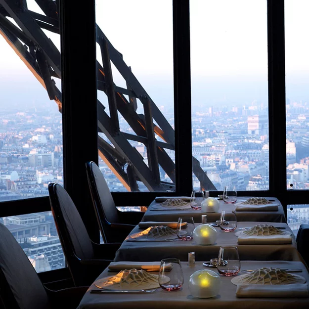 Restaurants met spectaculair uitzicht le jules verne parijs