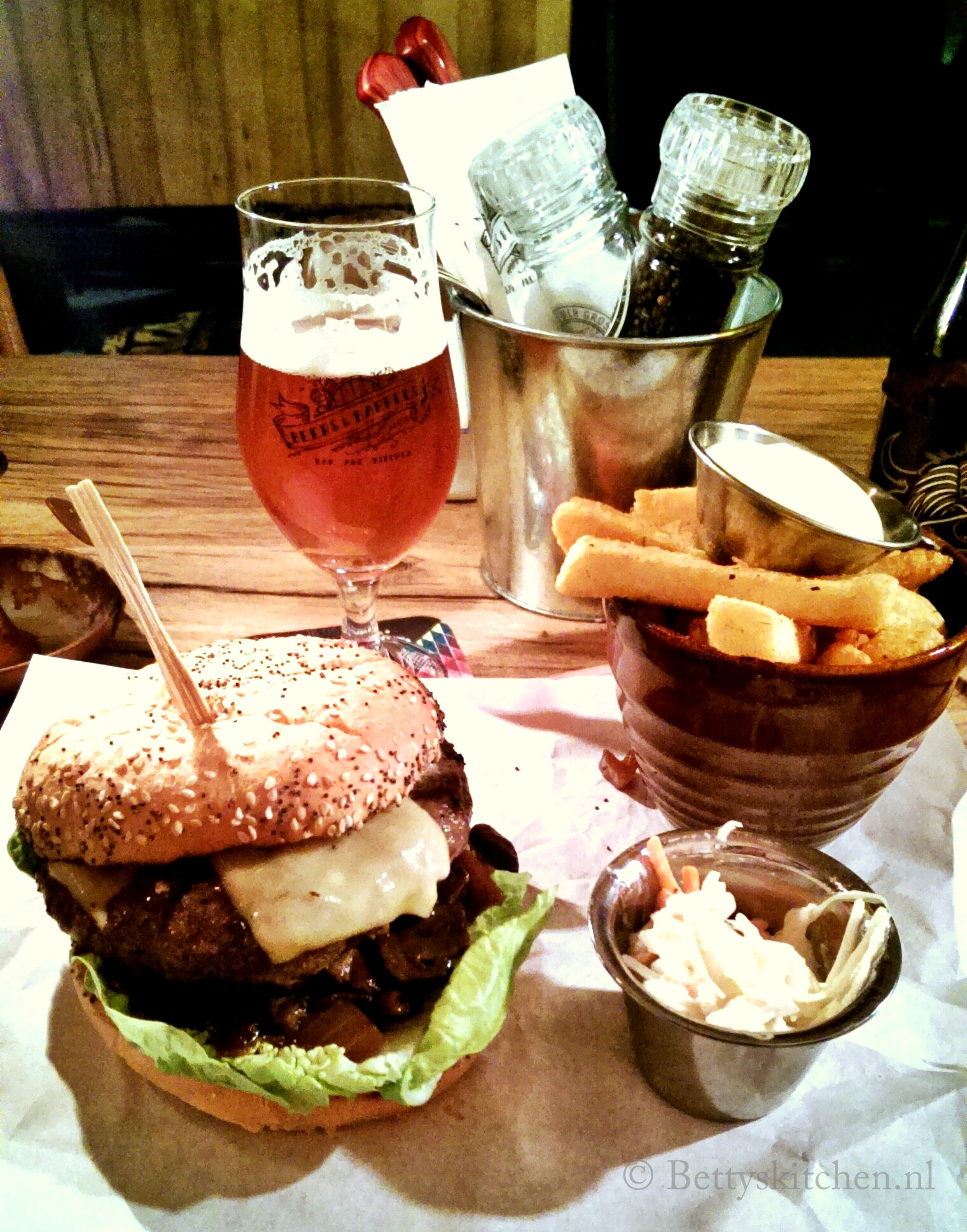 7x Burgers eten in Utrecht Restaurants Betty's Kitchen Foodblog
