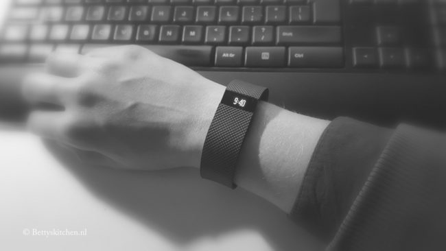 review_fitbit_charge_hr_activiteiten_tracker