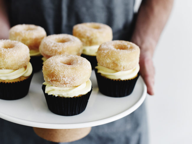 Donut Cupcakes met vanille crème door 88food.nl gastblog betty's kitchen