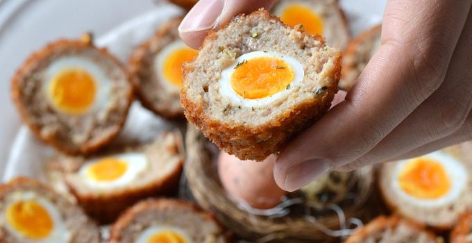 Gehaktballen met ei (Scotch Eggs) Schotse eieren amuse of borrel hapje paas recepten