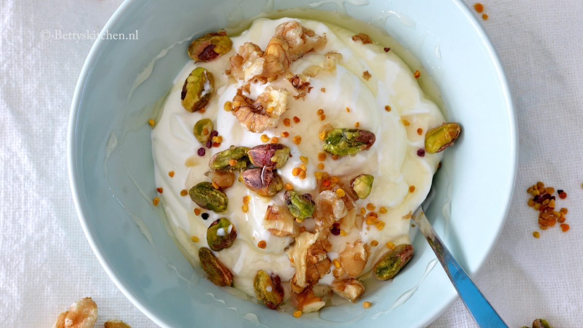Nieuw Griekse Yoghurt met honing en walnoten | Recept | Betty's Kitchen LN-16