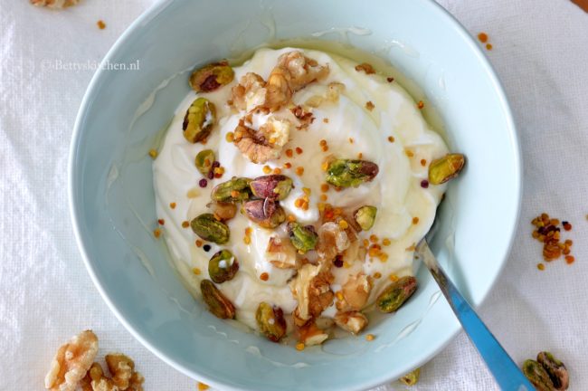 Griekse Yoghurt met honing en walnoten toetje
