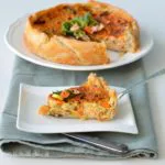 quiche met zalm en prei