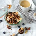 ontbijt recept chocolade granola met quinoa bettys kitchen