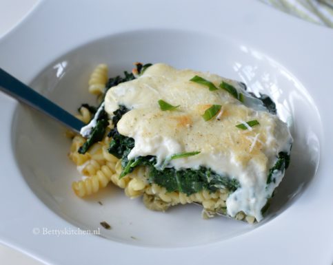 vegetarische pastaschotel met spinazie en bechamelsaus betty's Kitchen italiaanse recepten