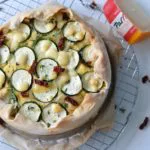 Italiaanse Quiche met courgette en zongedroogde tomaten met parrano kaas recept betty's kitchen