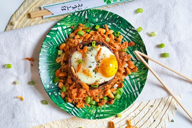 Recept portobello met ei en noodles © bettyskitchen.nl
