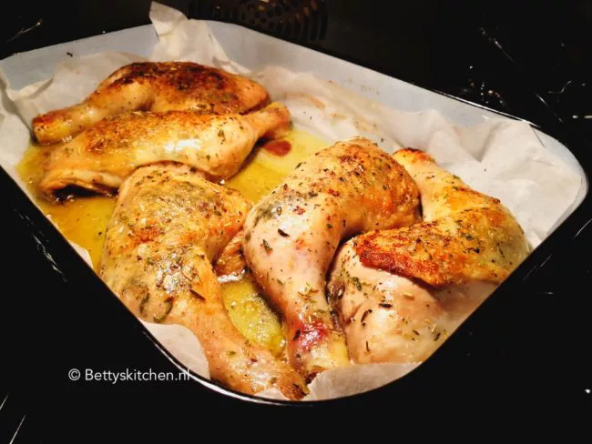 recept gegrilde kippenbouten uit de oven maken betty's kitchen