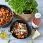 Linzen pasta met tomatensaus en groente betty's kitchen recept