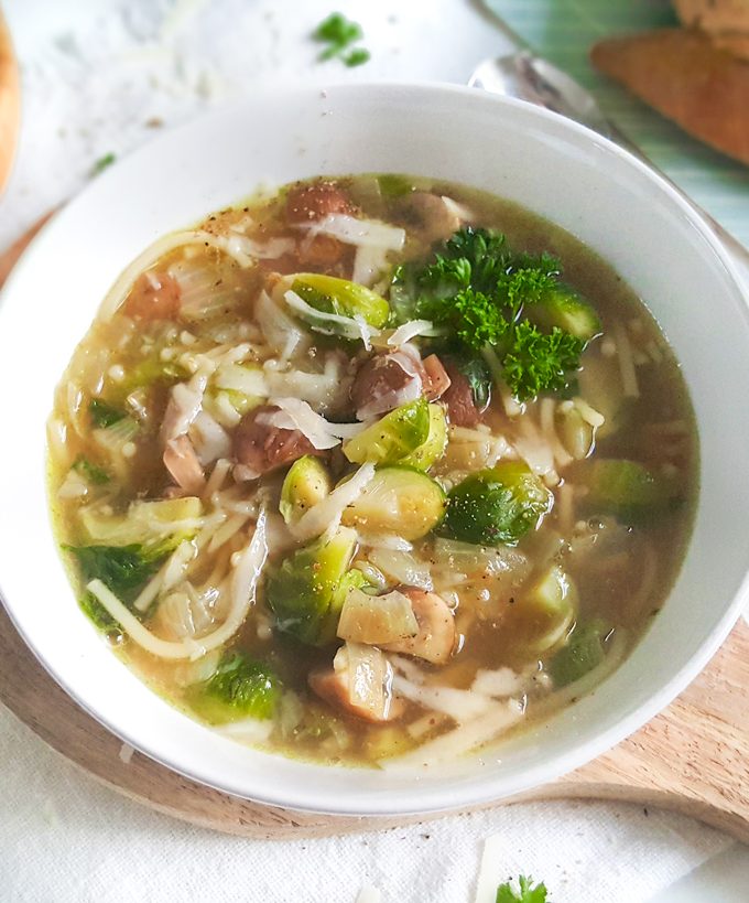 recept spruitjessoep met kastanjechampignons © bettyskitchen.nl