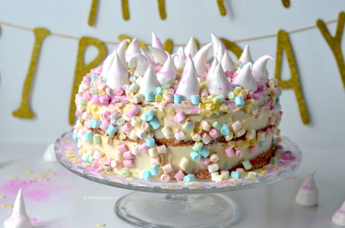 recept unicorn taart met meringues betty's Kitchen