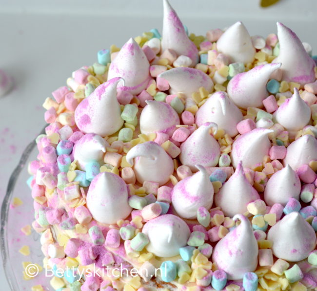 recept unicorn taart met meringues betty's Kitchen