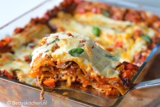 Lasagne Bolognese Met Gehakt Bechamelsaus Recept Betty s Kitchen Lasagne Bolognese Met Gehakt Bechamelsaus Recept Betty s Kitchen