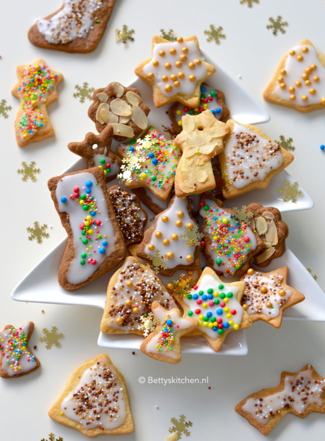 recept kerst koekjes maken met glazuur en disco dip © bettyskitchen - recepten met overgebleven eiwitten en eidooiers eigeel