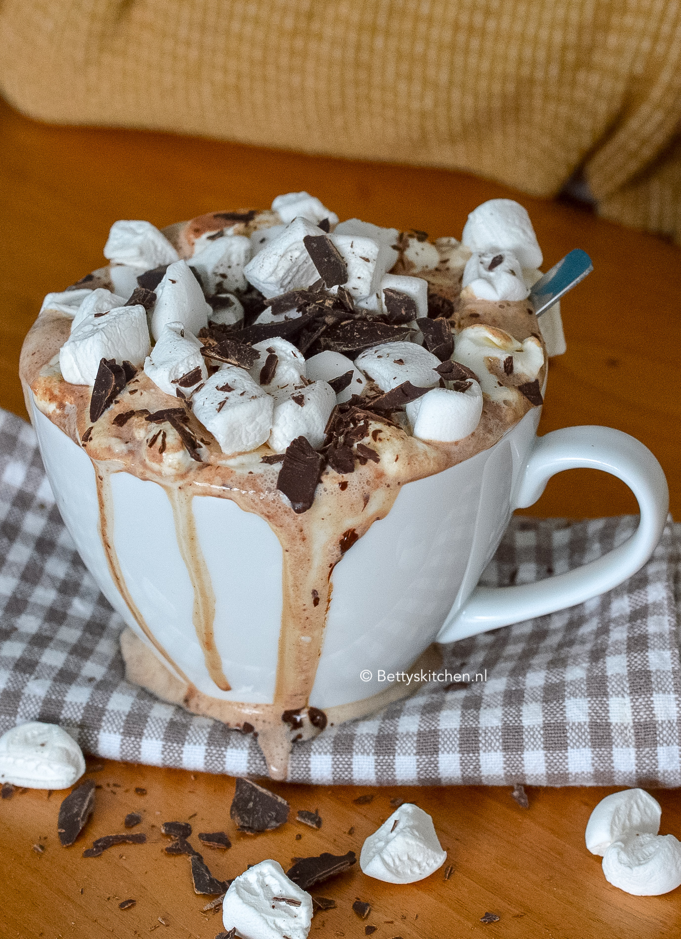 Leugen Maak avondeten borstel 5x Warme Chocolademelk maken | recept | Betty's Kitchen