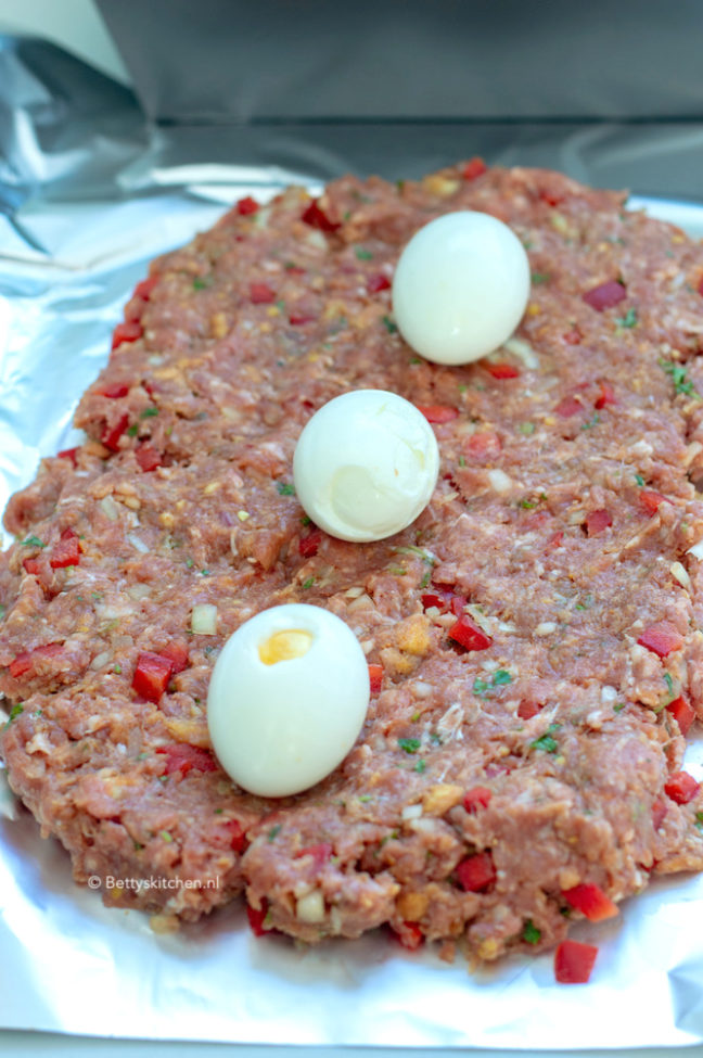 recept meatloaf maken gehaktbrood met eitje in midden © bettys kitchen