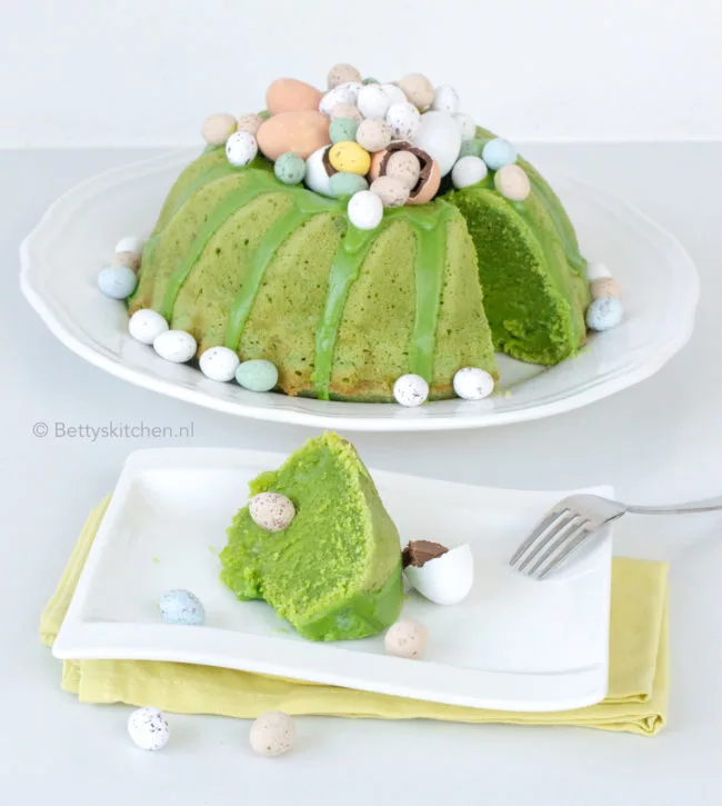 recept groene paas tulband met citroen en dragee eitjes © bettyskitchen
