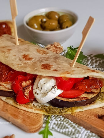 recept vegetarische italiaanse piadina met gegrilde groenten Nationale Week Zonder Vlees © bettyskitchen