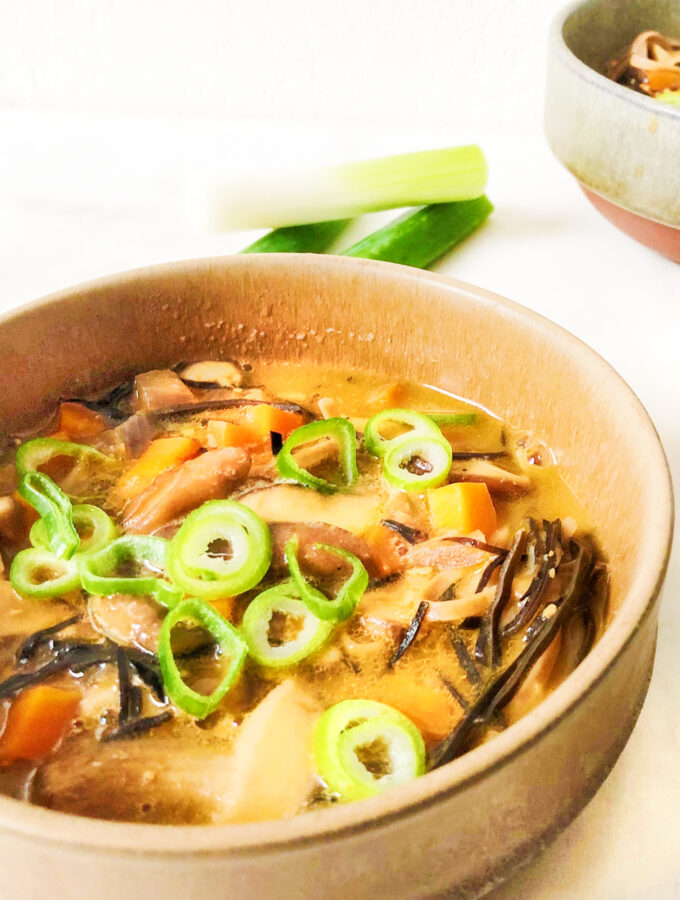 recept voor japanse miso soep met groenten en zeewier LUUKSKITCHEN
