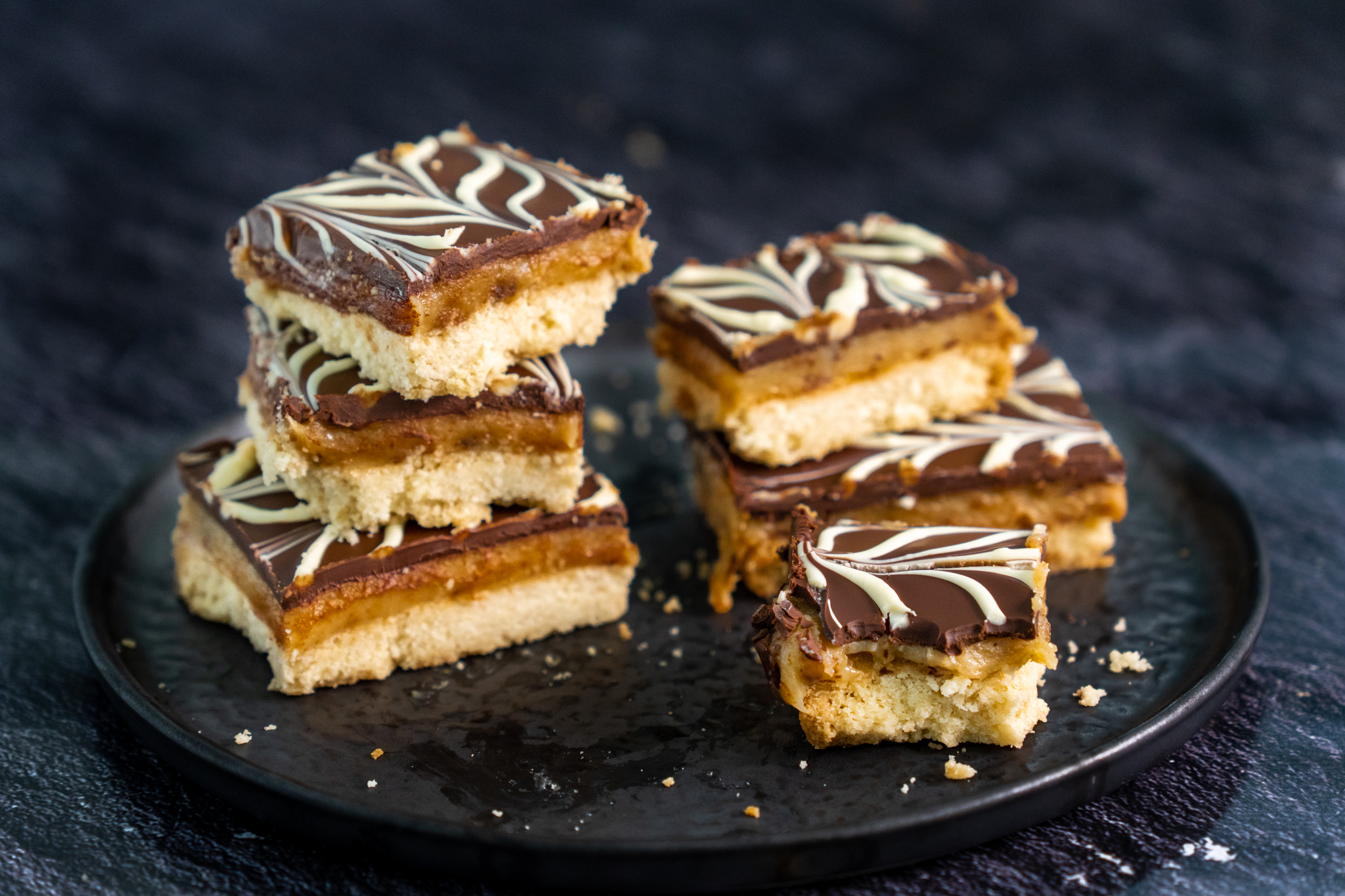 Millionaire Shortbread (video) • Betty's Kitchen