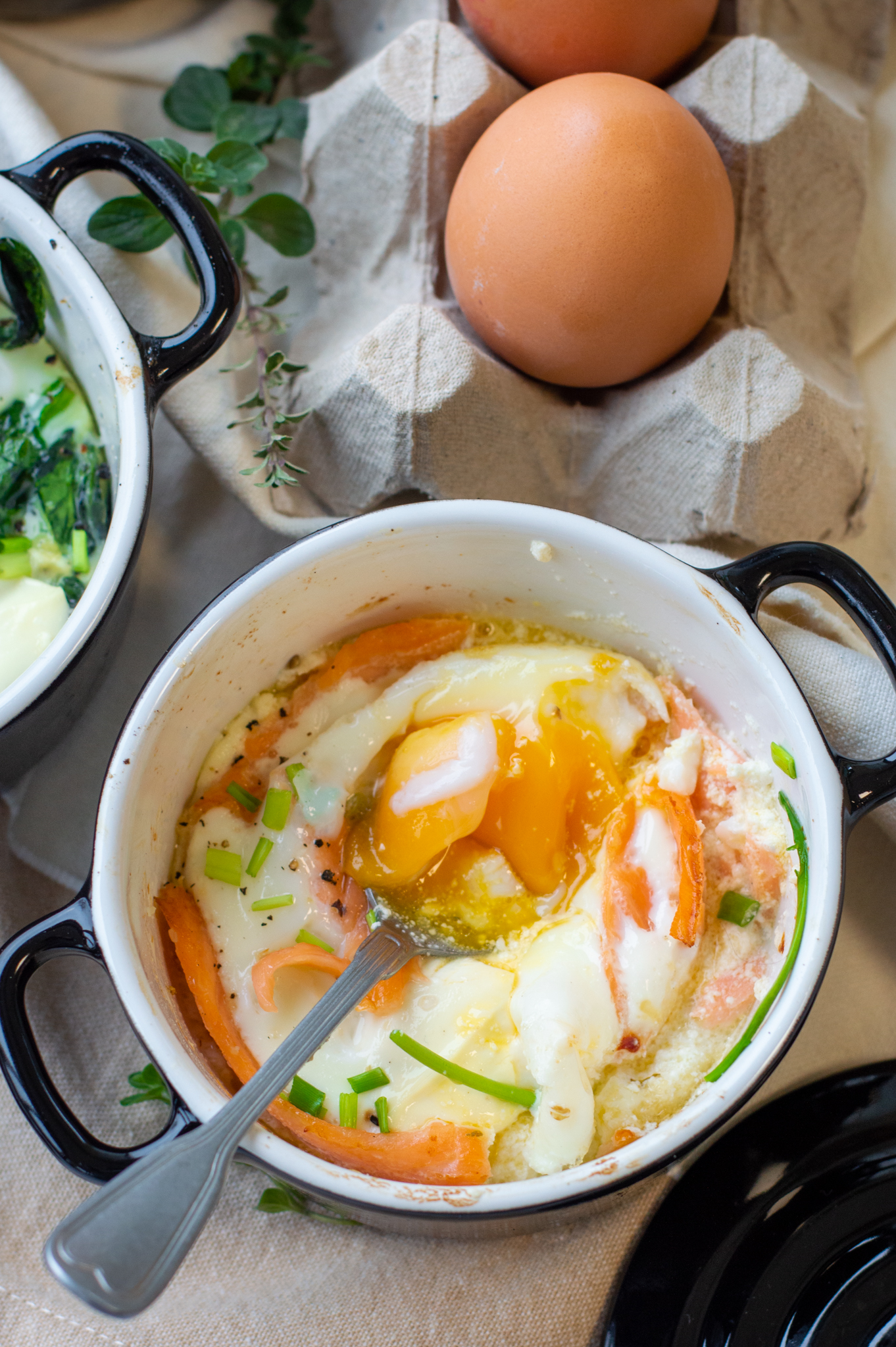 Oeufs En Cocotte - Eieren Uit De Oven (video) (eieren Uit De Oven ...