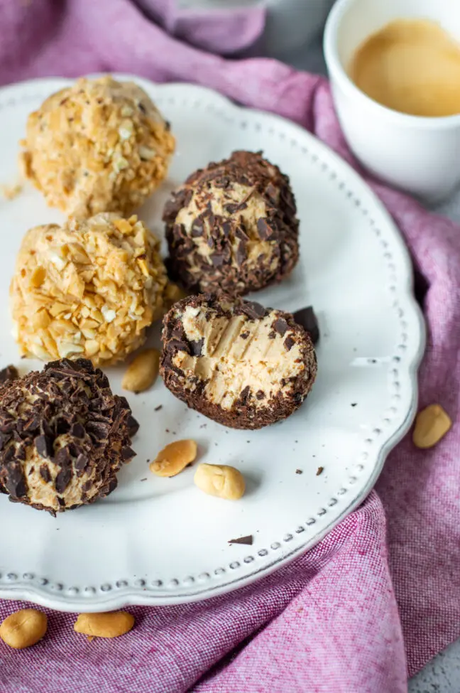 recept pindakaas cheesecake keto fat bombs © bettyskitchen.nl