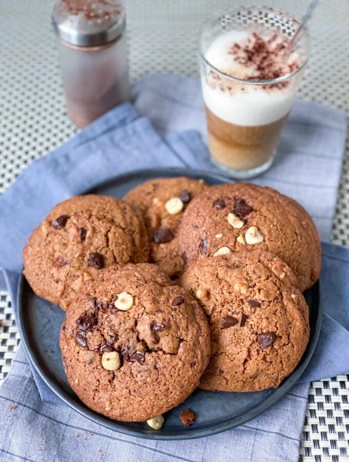 hazelnoot koffie koeken met chocolade © bettyskitchen.nl