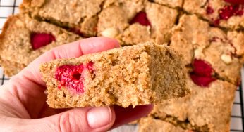Glutenvrije Blondies met frambozen en banaan