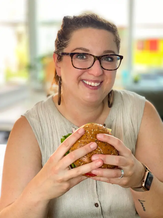bk pannen gemaakt voor het leven met Betty's Kip burger