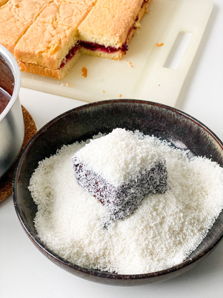 Lamingtons zijn hèt Australische gebakje | Recept | Betty&amp;#39;s Kitchen