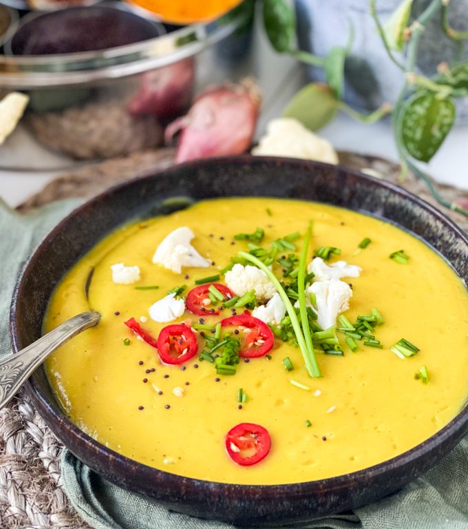 recept indiase bloemkoolsoep met kerriekruiden © bettyskitchen.nl