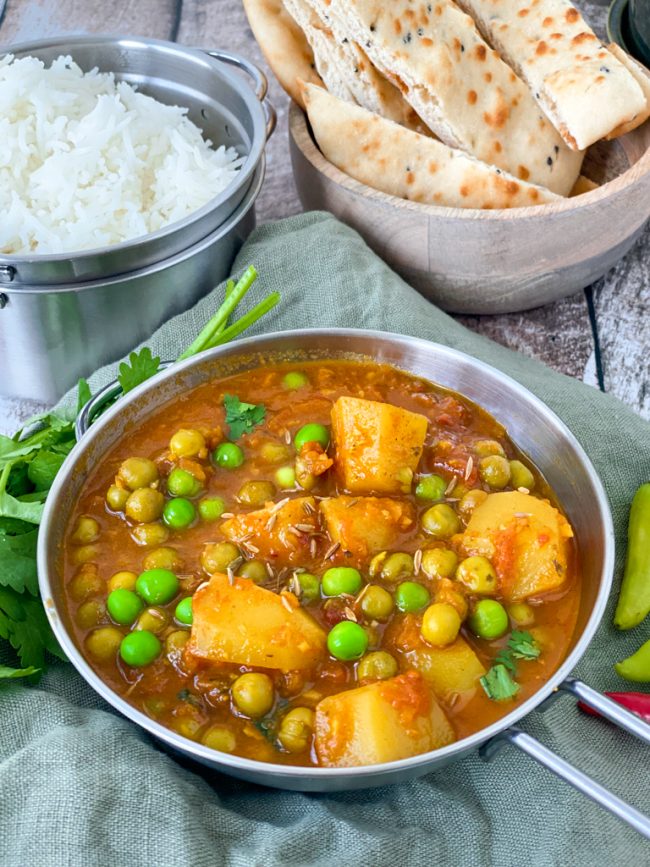 recept indiase aardappel curry met doperwten aloo mutter © bettyskitchen.nl
