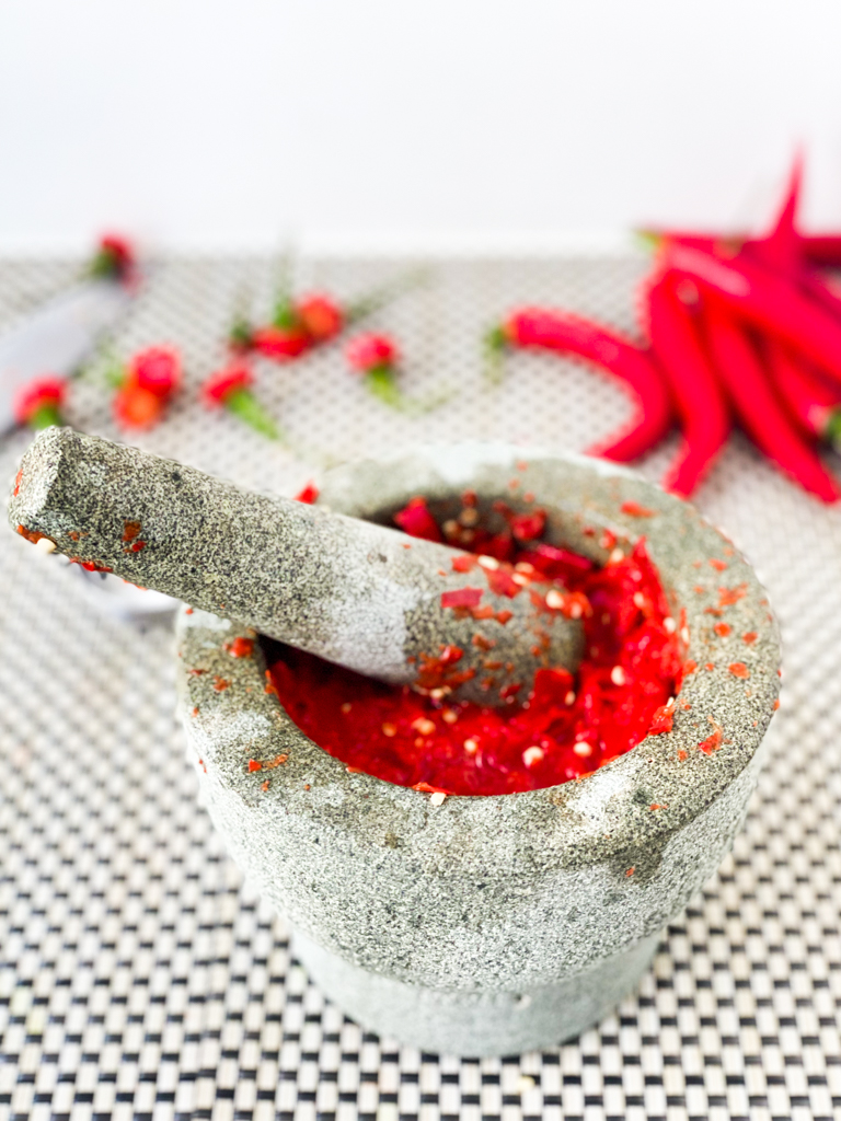 basis recept zelf sambal maken  pittige pasta van rode pepers © bettyskitchen.nl