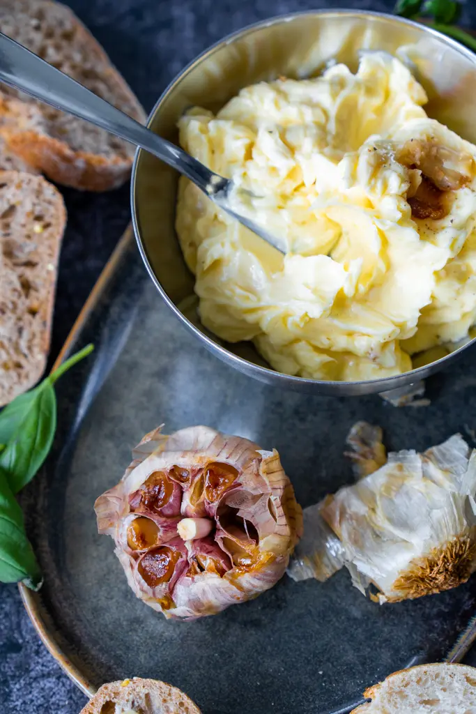 zelf gepofte knoflook maken © bettyskitchen.nl