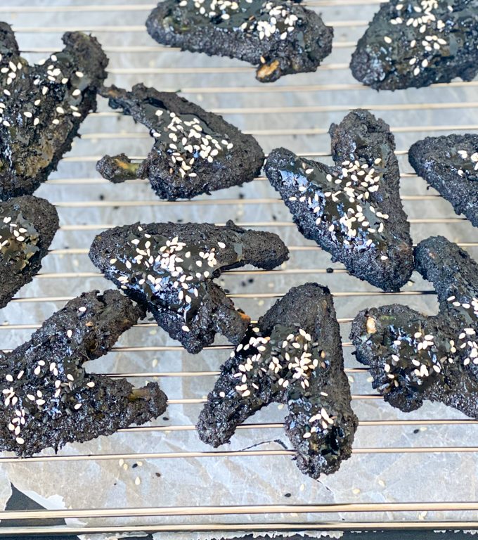 recept krokant gebakken vleermuizen vleugels halloween @Bettyskitchen.nl