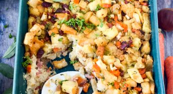 Kalkoenvulling maken (Turkey Stuffing)