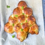 recept gevulde kerstboom pizza bolletjes © bettyskitchen.nl