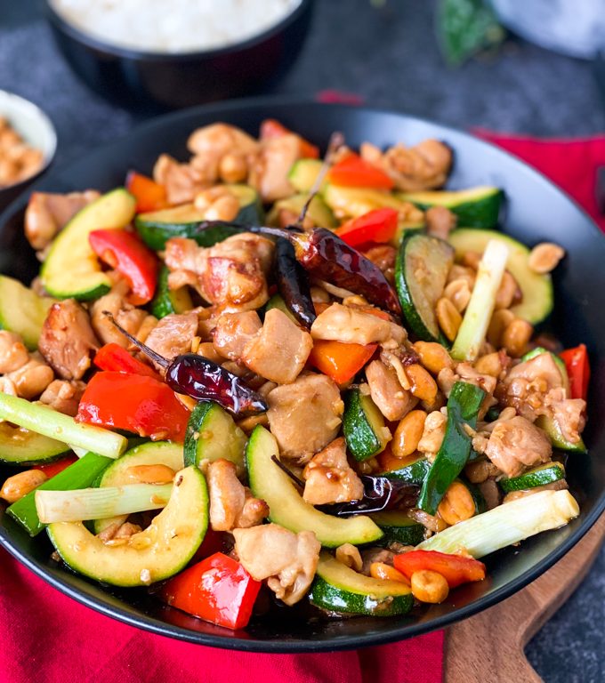recept kung pao chicken met pinda's en rijst © bettyskitchen.nl