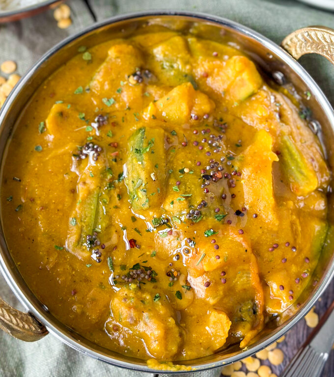 vegetarische indiase sambar curry met gele spliterwten © bettyskitchen.nl