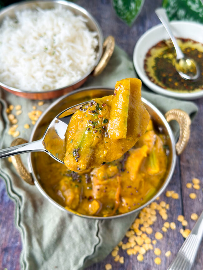 vegetarische indiase sambar curry met gele spliterwten © bettyskitchen.nl