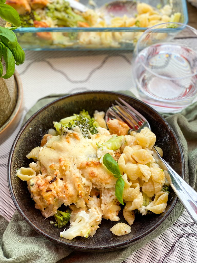Pastaschotel met kip en broccoli | Recept | Betty's Kitchen