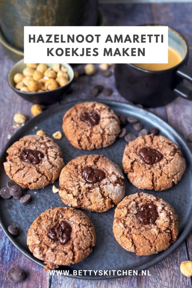 recept hazelnoot amaretti koekjes © bettyskitchen.nl