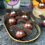 Recept Oreo Bat Balls voor halloween maken © bettyskitchen.nl