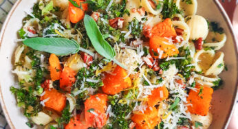 Vegetarische Pasta met pompoen en boerenkool